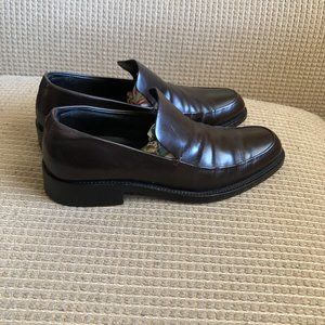 Gucci Men's Brown Leather Loafers